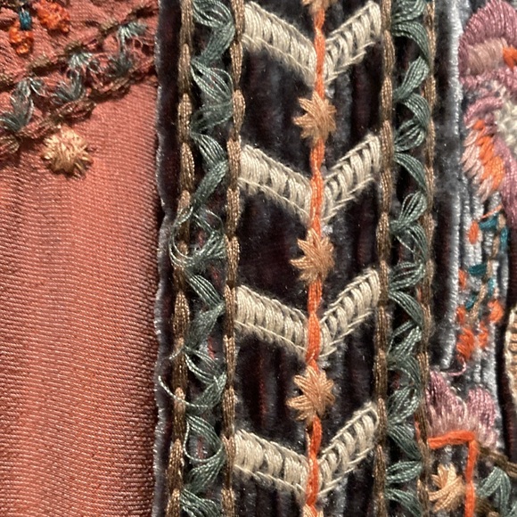 Johnny Was Embroidered Floral Velour Kimono Size Small - Picture 6 of 11